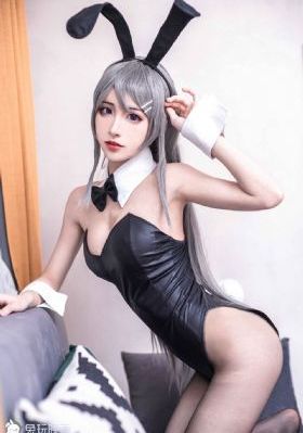 少妇老师勾引我做爰电影