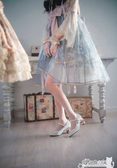 我邻居漂亮女教师2