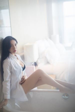 丰满的小婊孑2在线播放中文