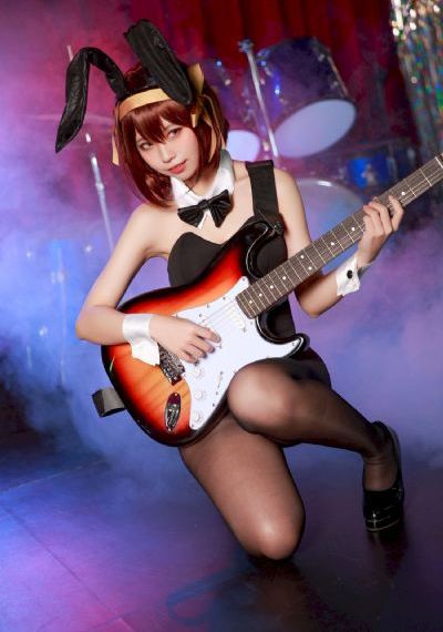 女知青双乳嫩白高耸糙汉