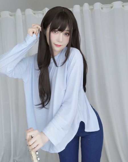 年轻老师6大胸女教师