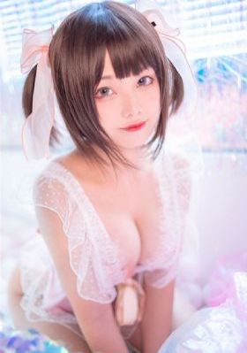 张筱雨《巅》