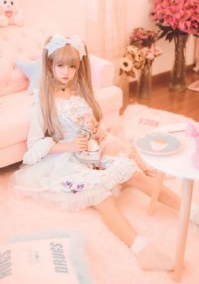 机械女警