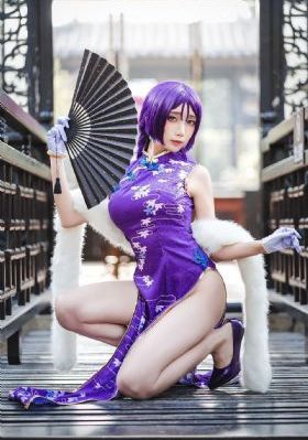 楼上的女人