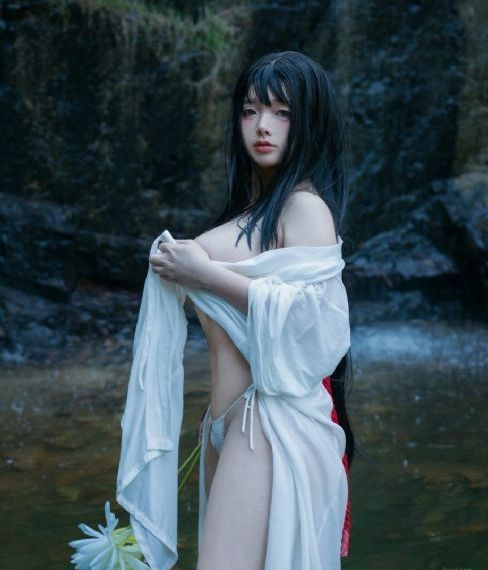 年轻的保母